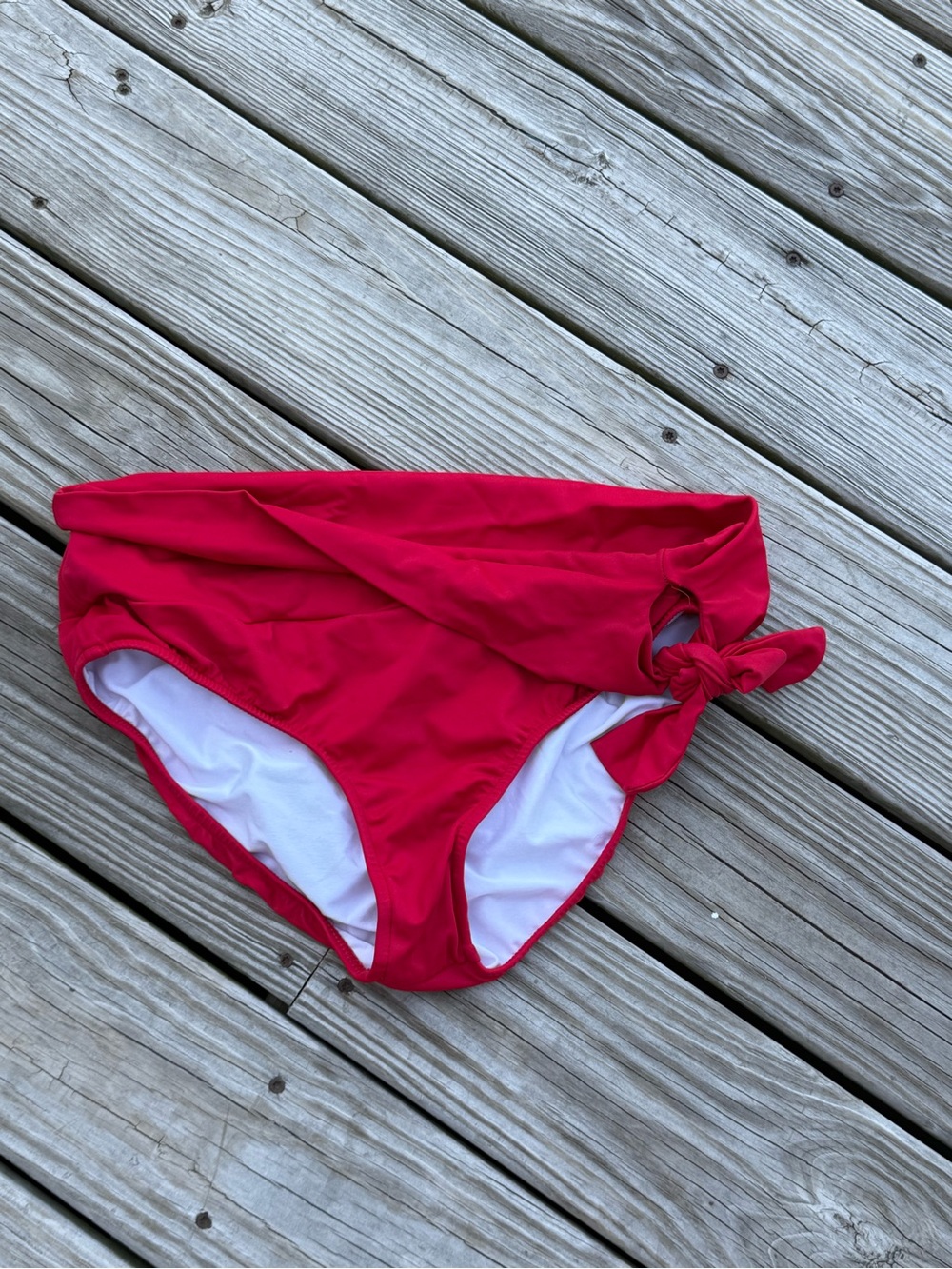 Women’s swim bottoms size of 14 Venus